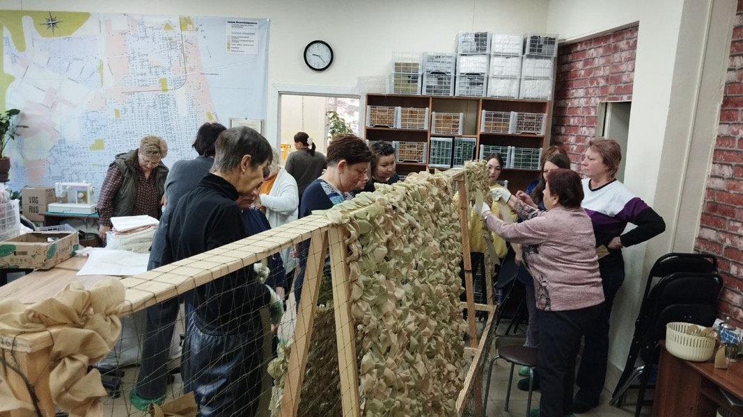 Специалисты управления культуры и централизованной бухгалтерии побывали на Фабрике для СВОих