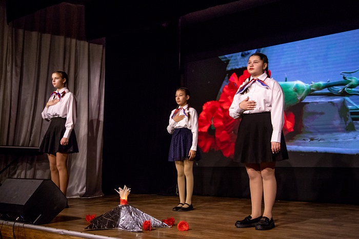 В Благовещенске завершился XXXII открытый городской фестиваль самодеятельного творчества людей с ОВЗ «Когда мы вместе, мы сильнее»