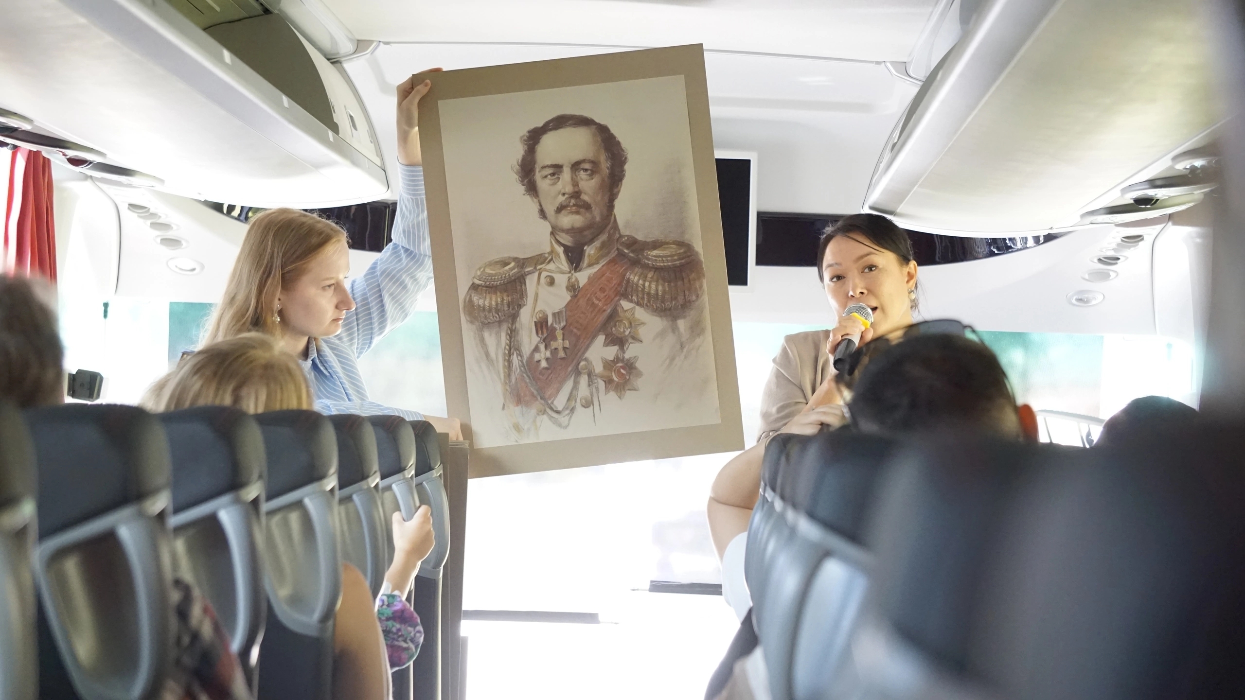 К 217‑летию Н. Н. Муравьёва‑Амурского прошла автобусная выставка‑экскурсия «Наш, Амурский!»
