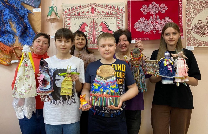 В дни празднования Дня рождения Благовещенска горожанам представят «Живой музей лоскутной куклы»