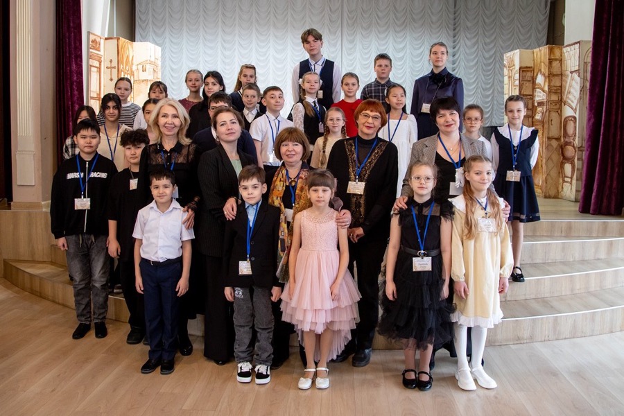 В Центральной детской школе искусств им. М.Ф. Кнауф-Каминской дали старт III Дальневосточному музыкальному конкурсу им. М.Ф. Кнауф-Каминской 