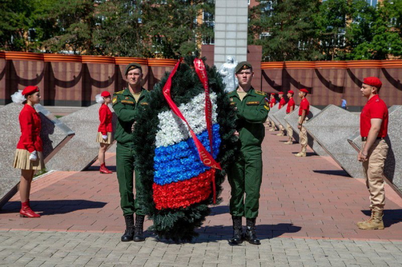 На площади Победы почтили память воинов-амурцев, павших в годы Великой Отечественной войны