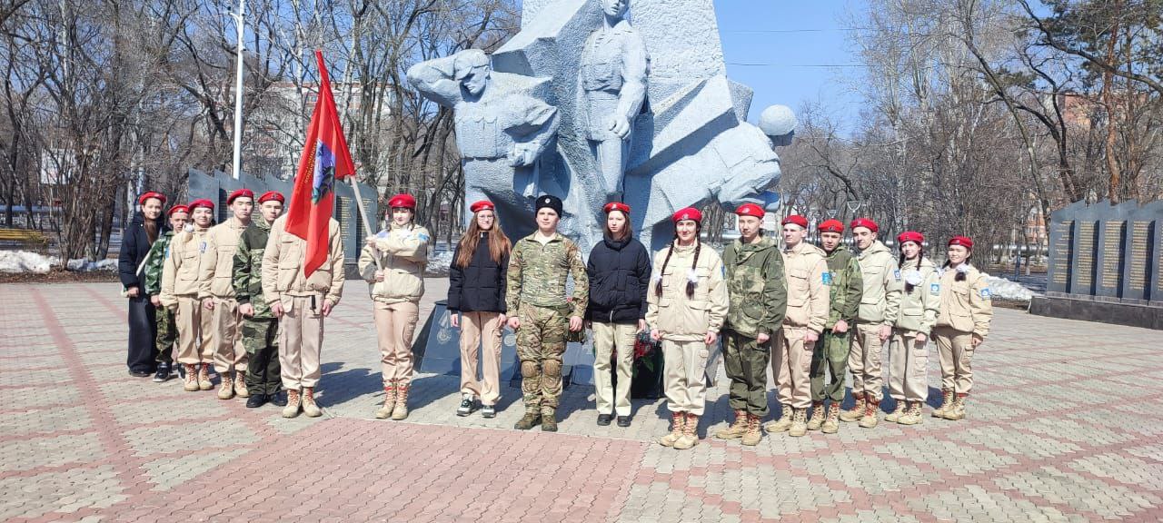 В Благовещенске гостят юнармейцы и казачата Алданского станичного казачьего общества В Благовещенске гостят юнармейцы и казачата Алданского станичного казачьего общества