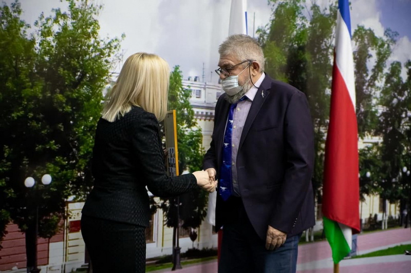 Ученых Благовещенска поблагодарили за научные достижения в Год науки и технологий