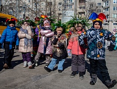 "Широкая Масленица" на площади Общественно-культурного центра (02.03.2025)