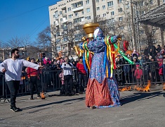 "Широкая Масленица" на площади Общественно-культурного центра (02.03.2025)