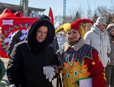 "Широкая Масленица" на площади Общественно-культурного центра (02.03.2025)
