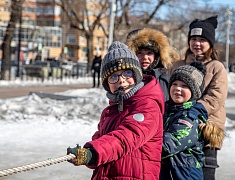 "Широкая Масленица" на площади Общественно-культурного центра (02.03.2025)