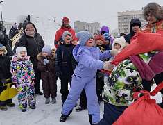 Рождественские забавы на площади Ленина (06.01.25)