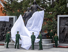 Открытие памятника "Защитникам Отечества" (02.05.2025)