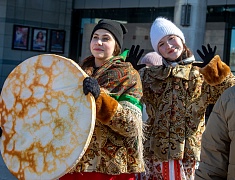 "Широкая Масленица" на площади Общественно-культурного центра (02.03.2025)