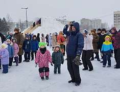 Рождественские забавы на площади Ленина (06.01.25)