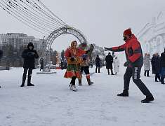 Рождественские забавы на площади Ленина (06.01.25)