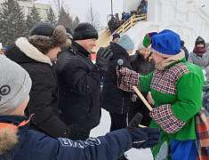 Рождественские забавы на площади Ленина (06.01.25)