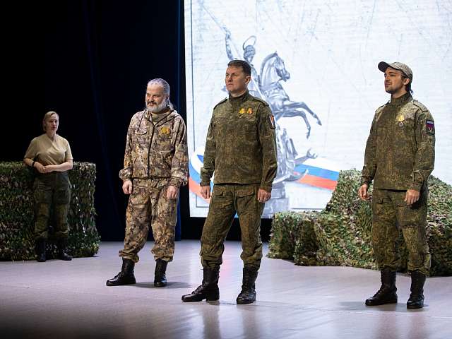 Литературно-музыкальная композиция "Честь наивысшая – носить русский мундир» - в видеосюжетах Амурских ТВ