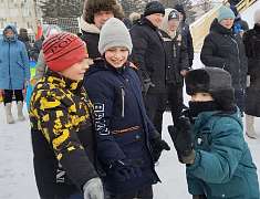 Рождественские забавы на площади Ленина (06.01.25)