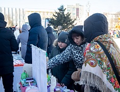 "Широкая Масленица" на площади Общественно-культурного центра (02.03.2025)