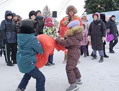 Рождественские забавы на площади Ленина (06.01.25)