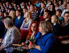 Церемония чествования стипендиатов премии мэра Благовещенска (22.12.2024)