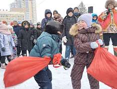 Рождественские забавы на площади Ленина (06.01.25)