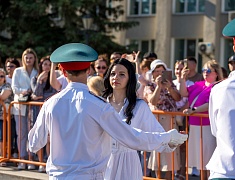 Исторический семейный бал и цветочное дефиле (01.06.2024)