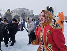 Рождественские забавы на площади Ленина (06.01.25)