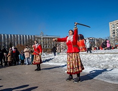 "Широкая Масленица" на площади Общественно-культурного центра (02.03.2025)