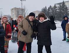 Рождественские забавы на площади Ленина (06.01.25)