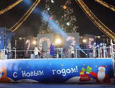 В канун Нового года благовещенцы отправились исследовать просторы галактики (31 декабря)