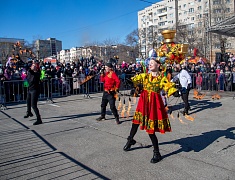 "Широкая Масленица" на площади Общественно-культурного центра (02.03.2025)