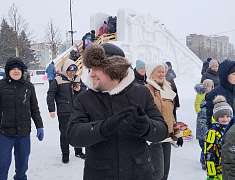 Рождественские забавы на площади Ленина (06.01.25)