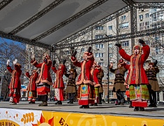 "Широкая Масленица" на площади Общественно-культурного центра (02.03.2025)