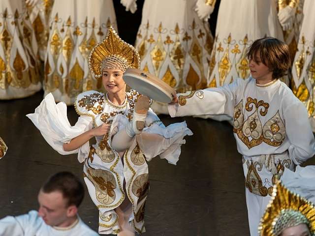 Хореографический ансамбль «Ровесники» начинает 2026 год серией знаковых выступлений