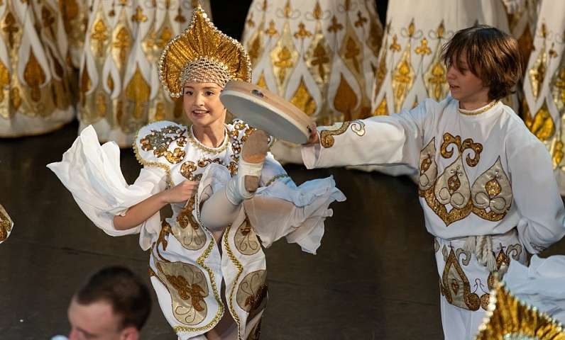 Хореографический ансамбль «Ровесники» начинает 2026 год серией знаковых выступлений