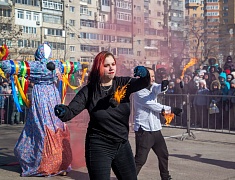 "Широкая Масленица" на площади Общественно-культурного центра (02.03.2025)