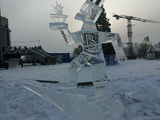 V детско-юношеский фестиваль ледовых скульптур "Волшебный лёд Амура"